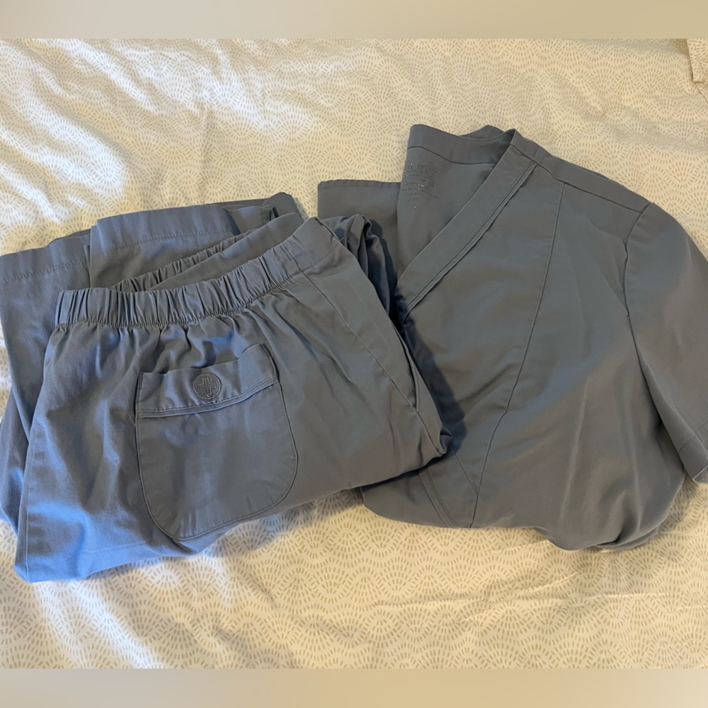 Scrub SET - Picture 2 of 10
